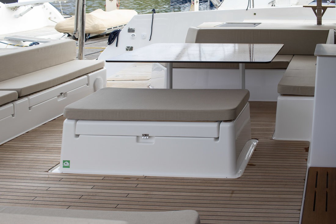 Dufour 48 Catamaran, Casablanca