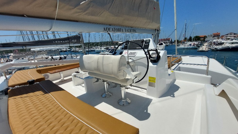 Dufour 48 Catamaran, Unicorn