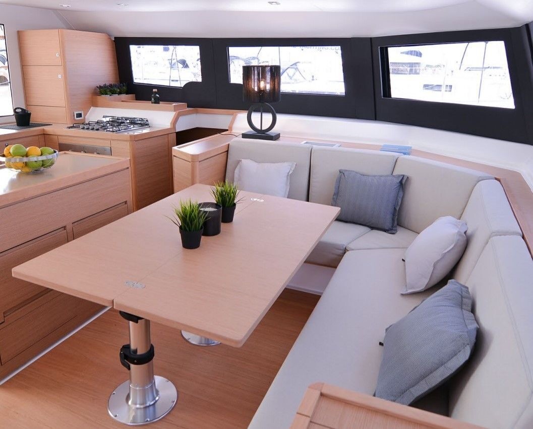 Dufour 48 Catamaran, Unicorn