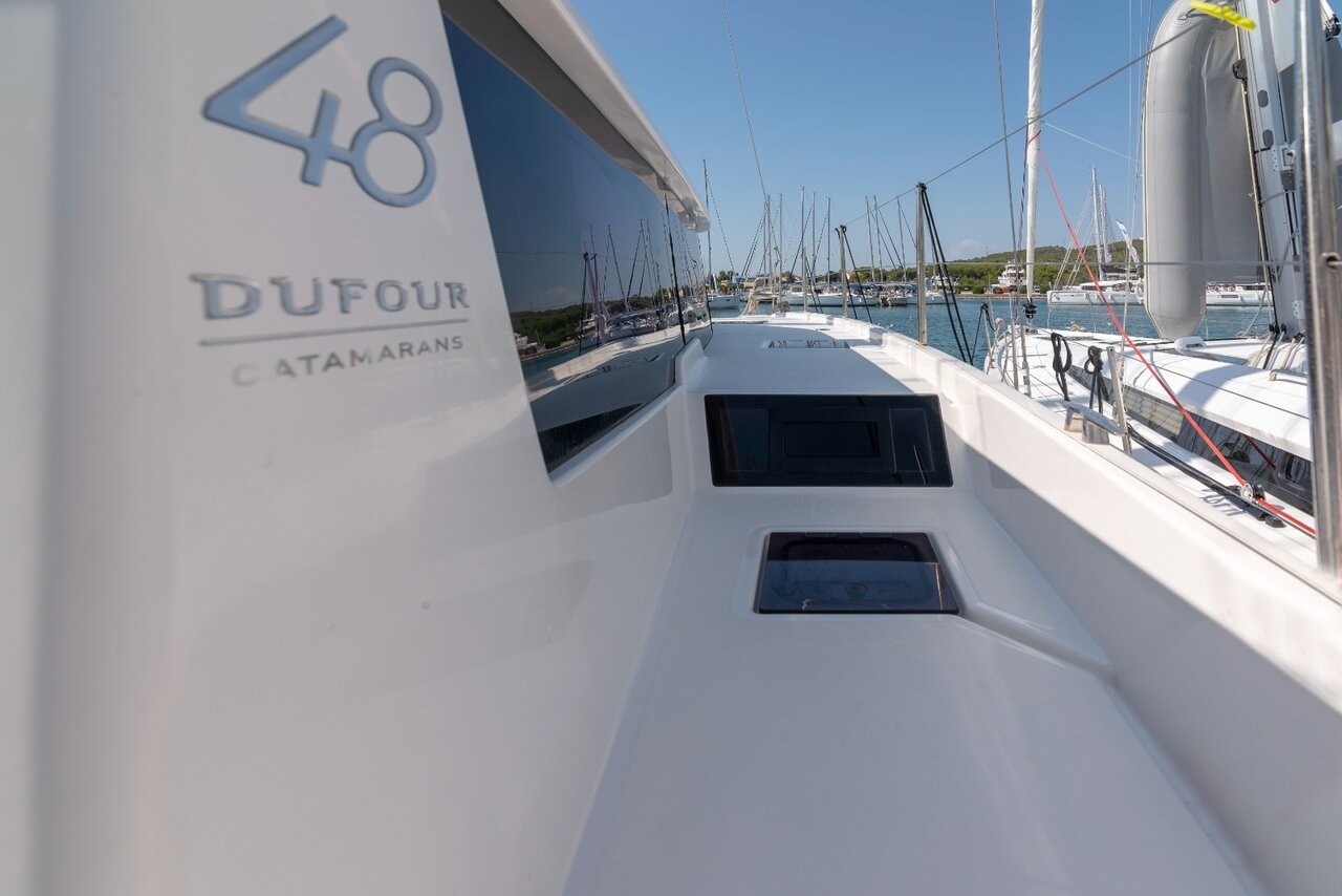 Dufour 48 Catamaran, Seaven