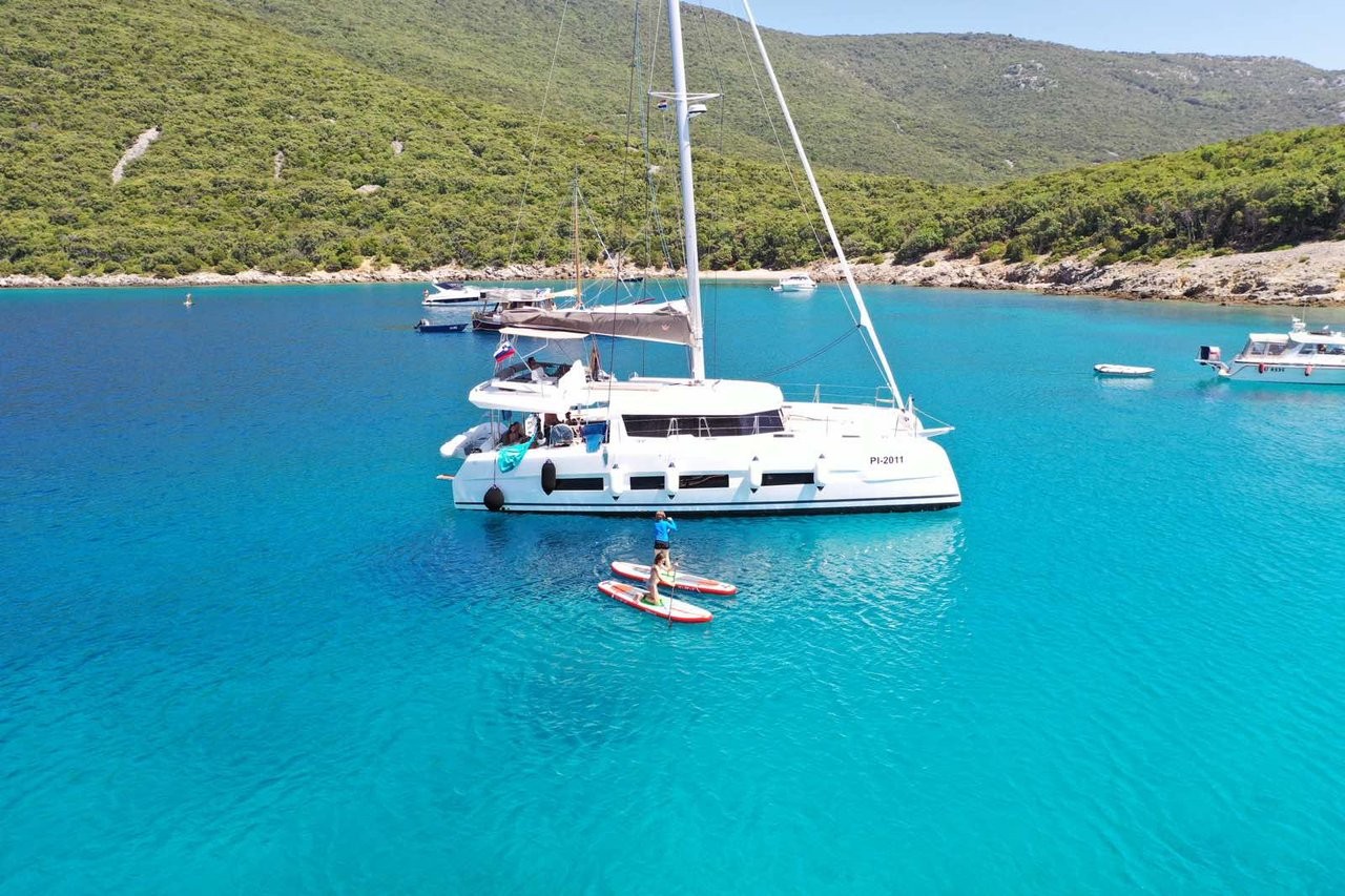 Dufour 48 Catamaran, Catamarino