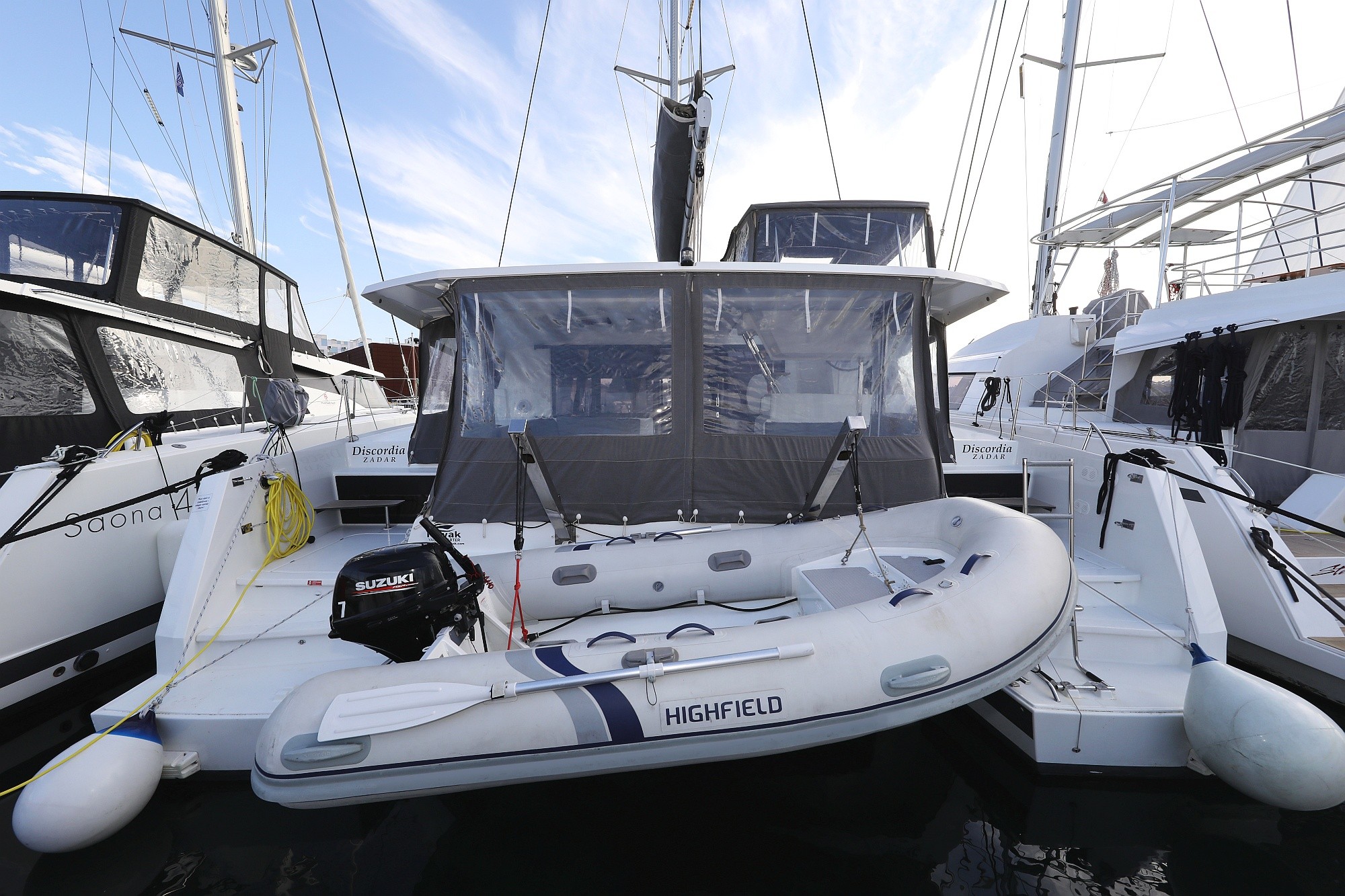 Fountaine Pajot Astrea 42, Discordia