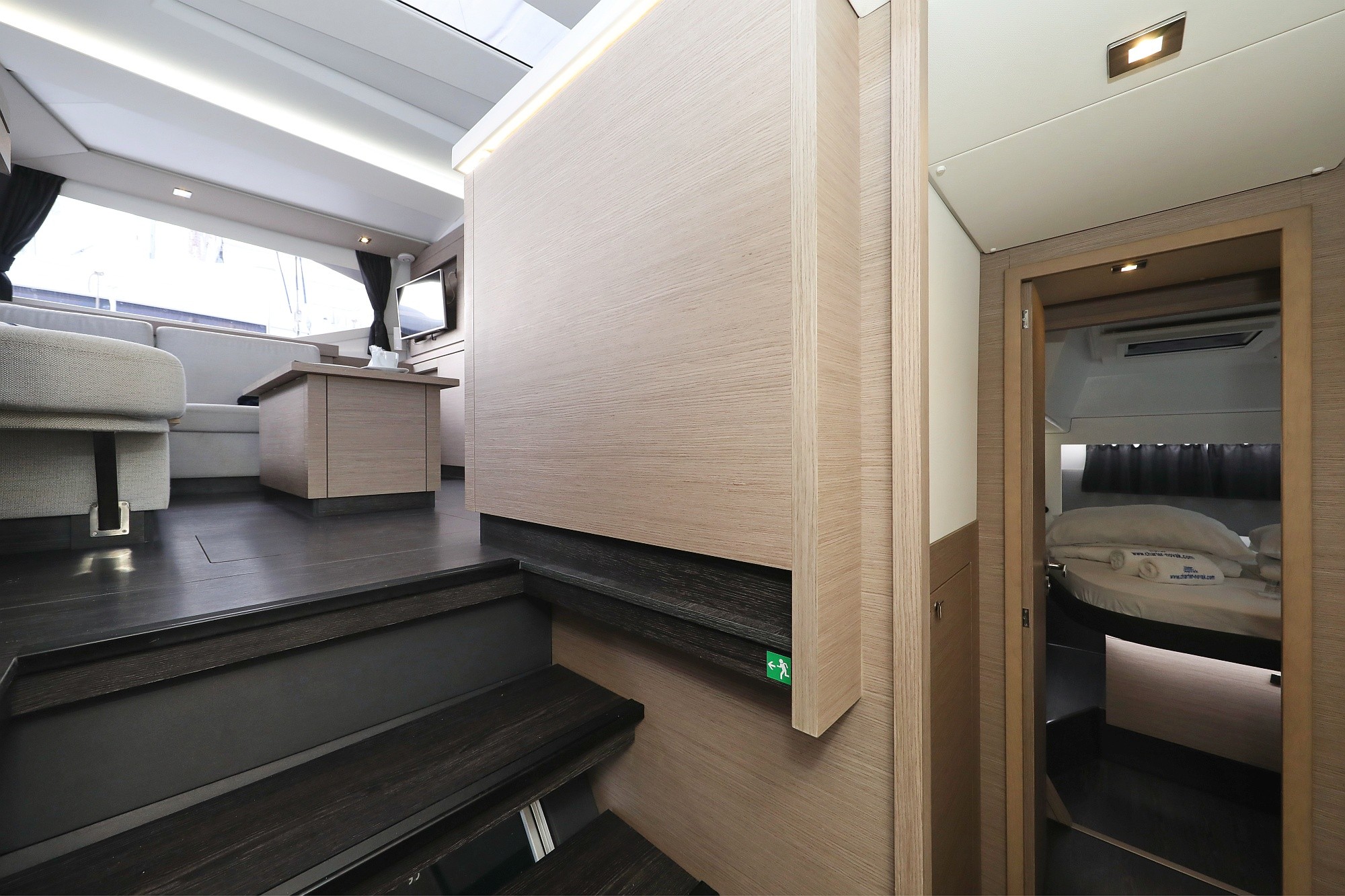 Fountaine Pajot Astrea 42, Discordia