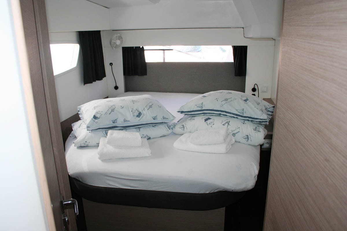 Fountaine Pajot Astrea 42, Barramundi III