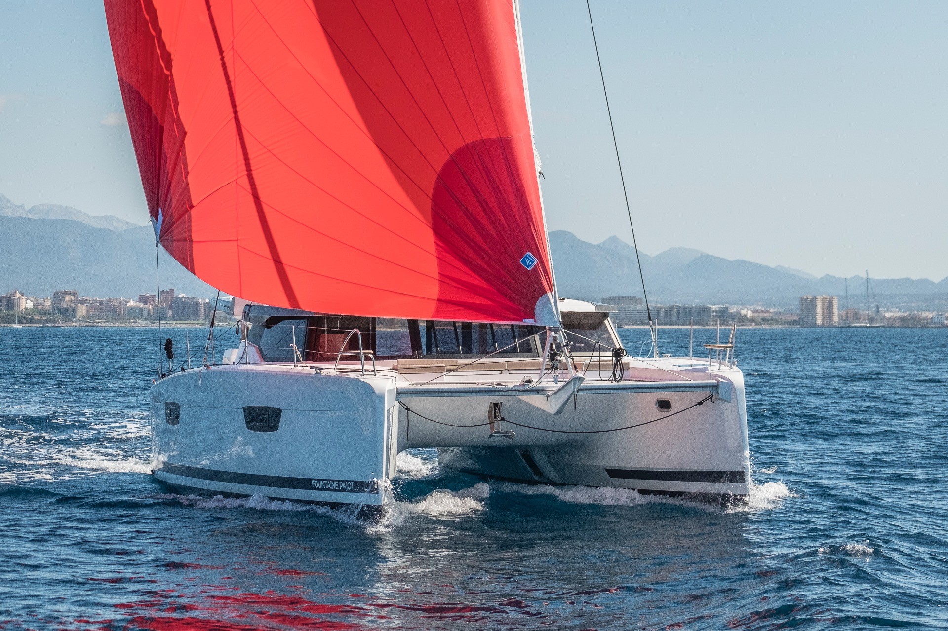 Fountaine Pajot Astrea 42, Mojo