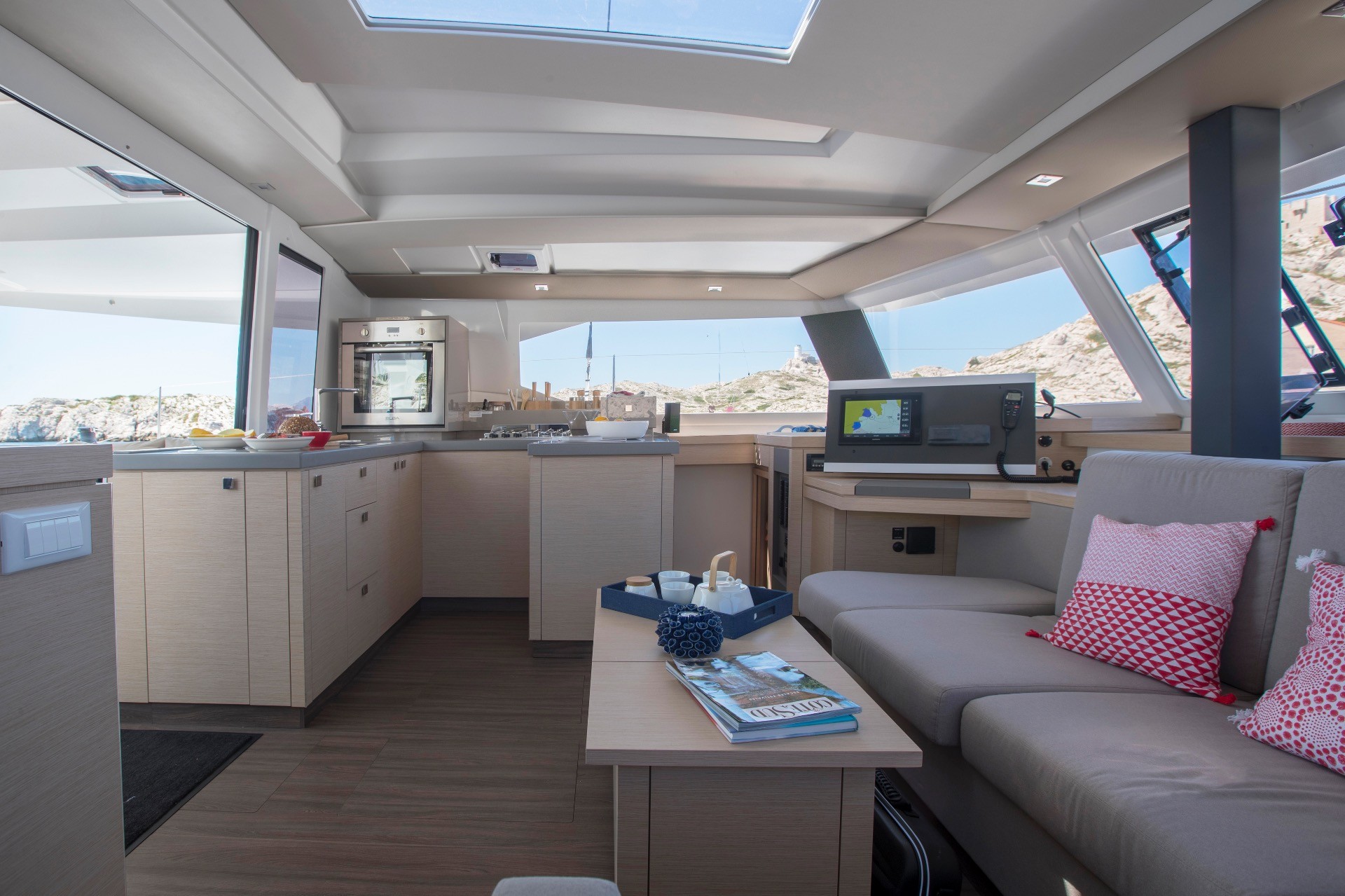 Fountaine Pajot Astrea 42, Mojo