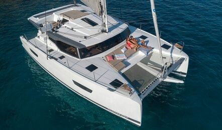 Fountaine Pajot Astrea 42, Arisa