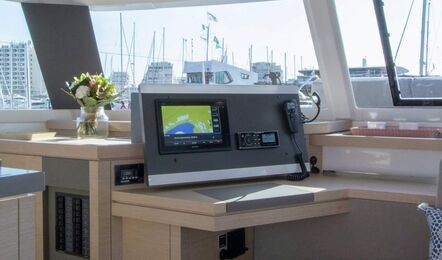 Fountaine Pajot Astrea 42, Arisa