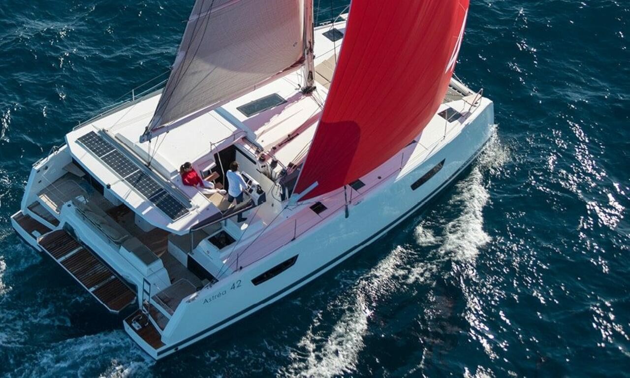 Fountaine Pajot Astrea 42, Calypso