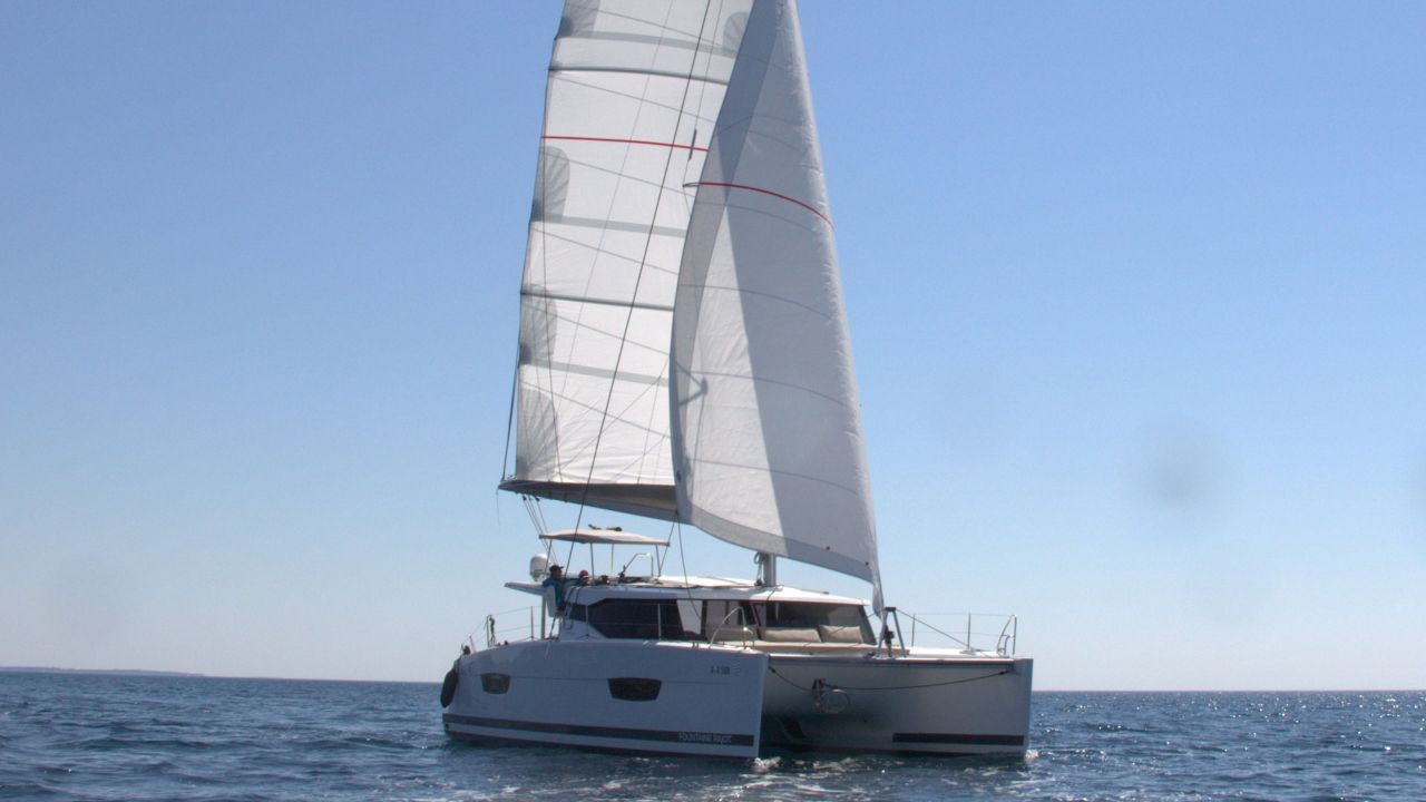 Fountaine Pajot Lucia 40, Luna Rossa II