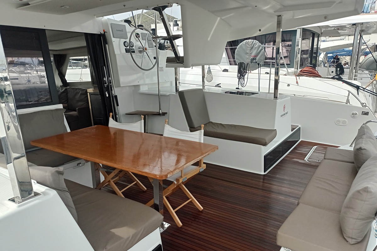 Fountaine Pajot Lucia 40, Shanti