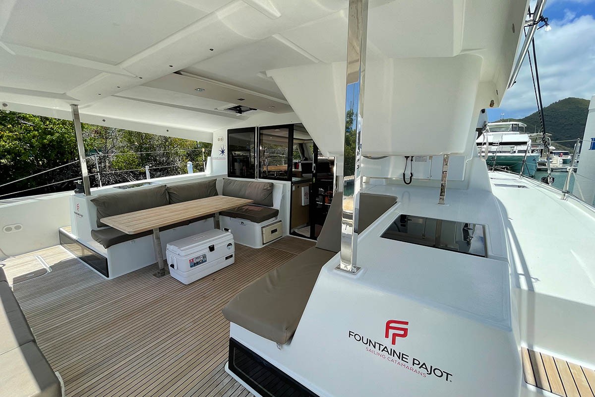 Fountaine Pajot Lucia 40, Admira