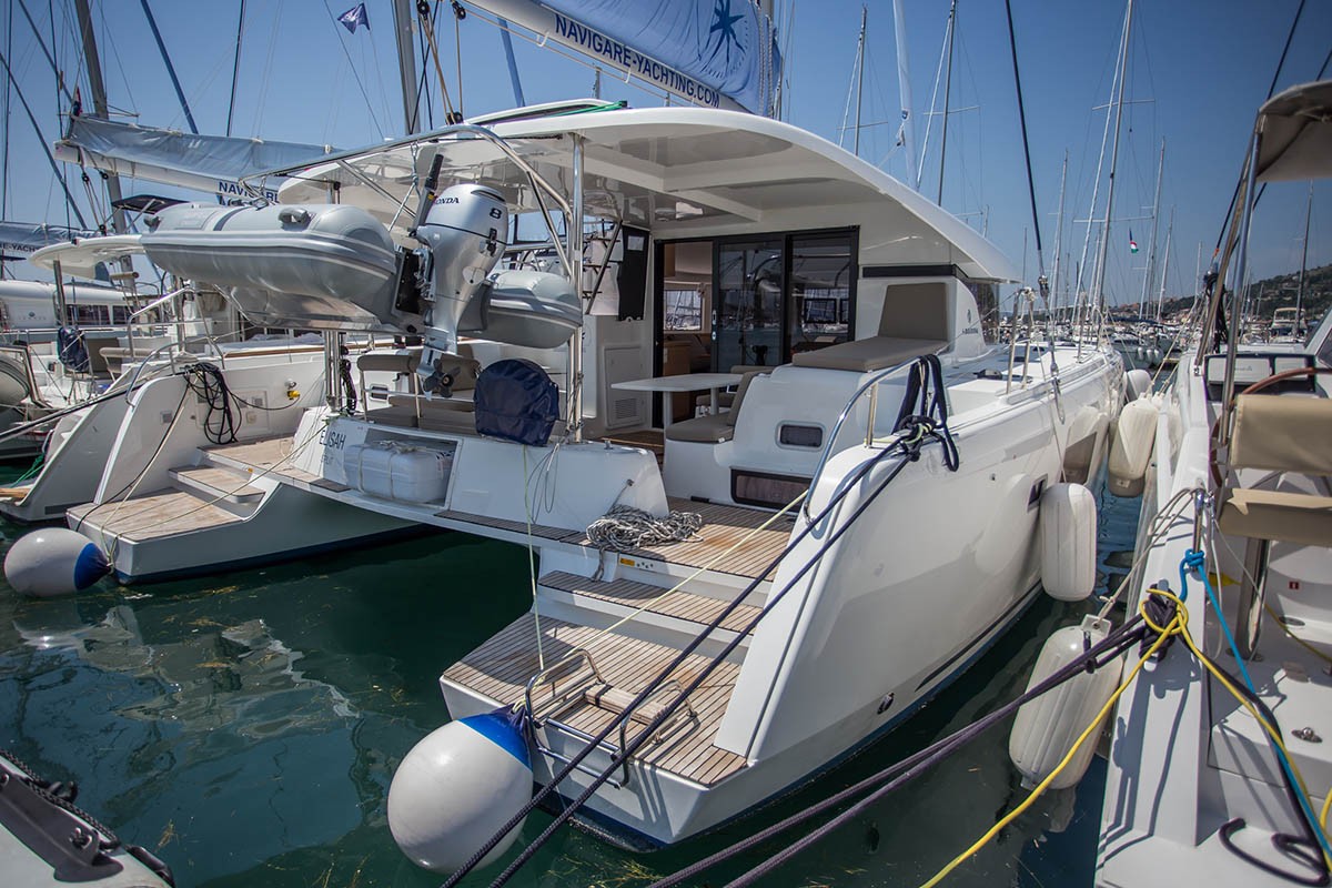 Lagoon 42, Elisah 